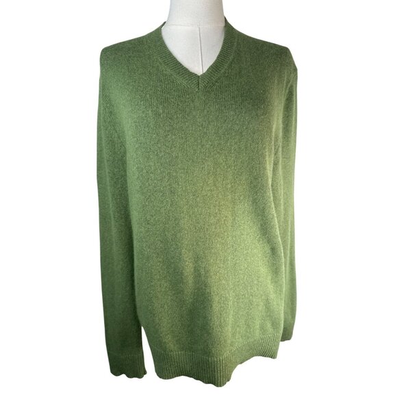 Banana Republic Medium Luxury Blend Soft Green V Neck Sweater Cashmere - Picture 2 of 13